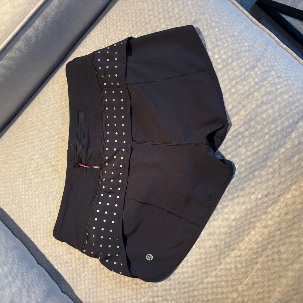 Lululemon Reflective Speed Up Athletic Shorts SZ 4 EUC